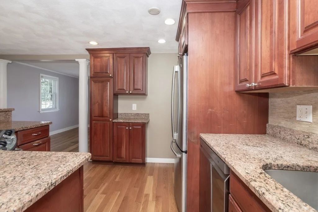 32 Hamilton Rd, Wakefield