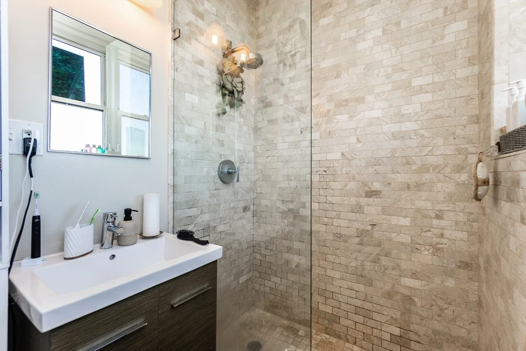 483 Beacon St, Back Bay
