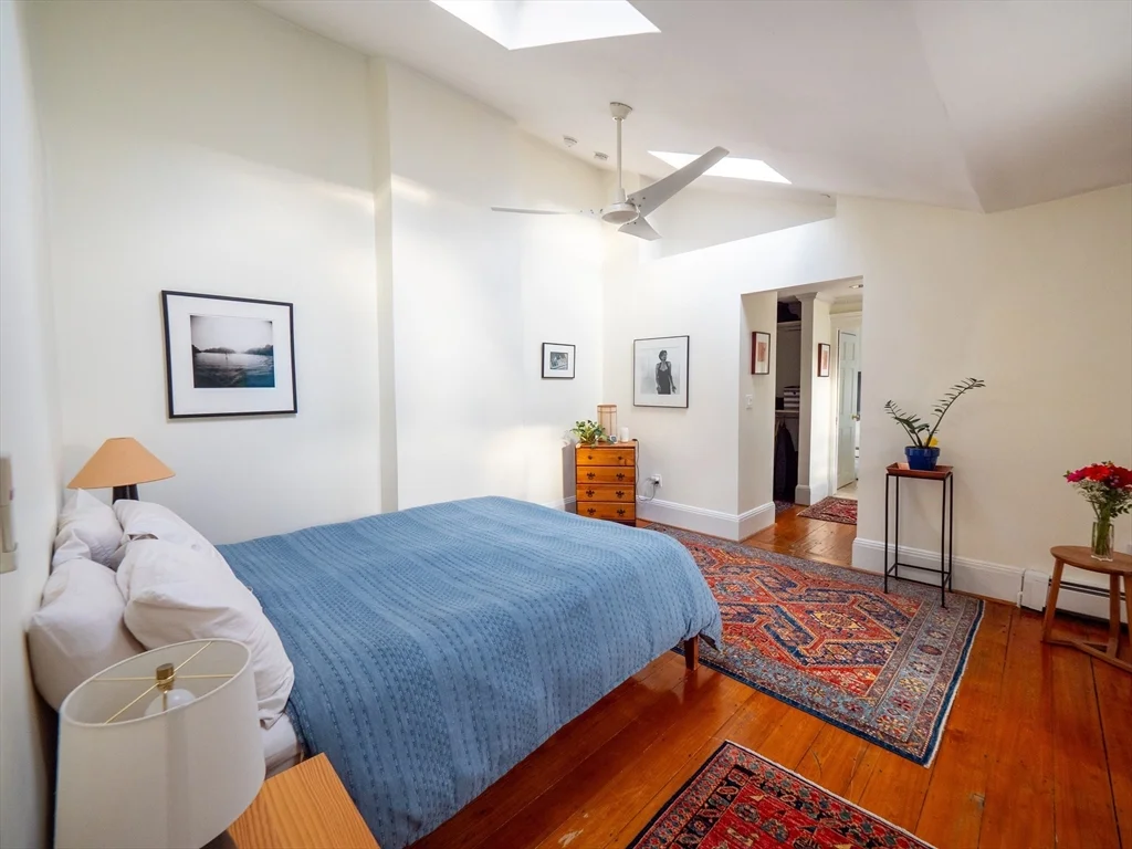 36 Tremont St, The Port