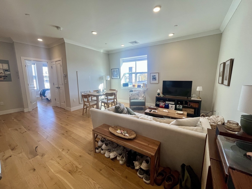 31 Orleans St, East Boston