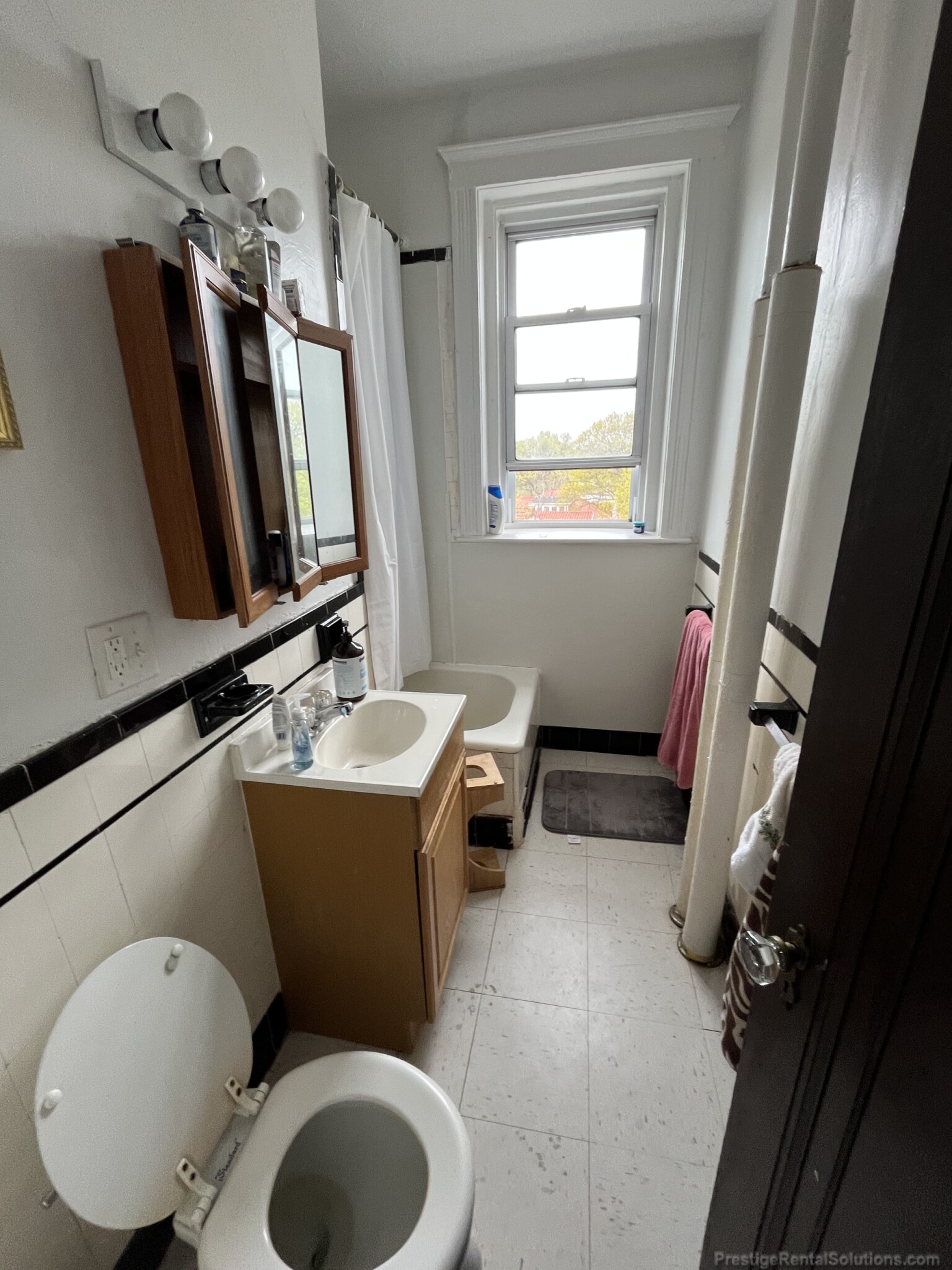 1800 Commonwealth Ave, Brighton