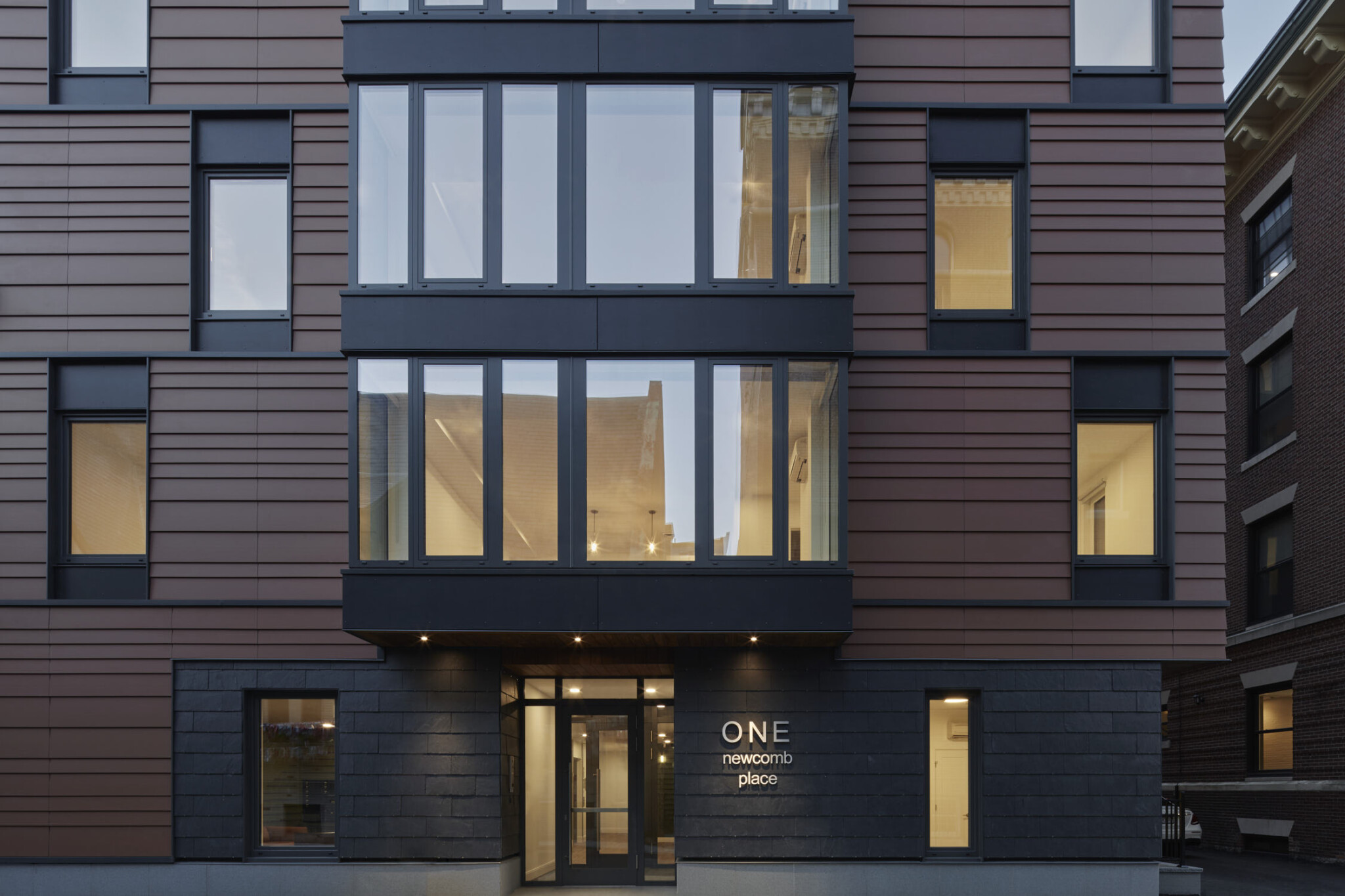 1 Newcomb St, Roxbury