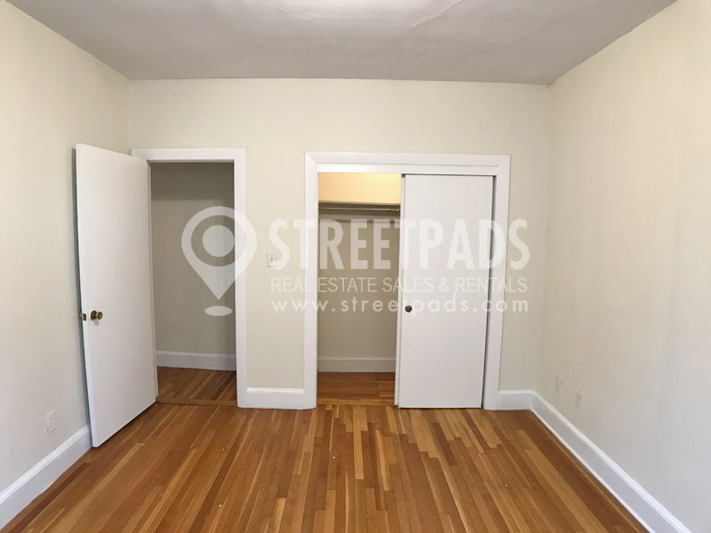 33 Lancaster Ter, Corey Hill