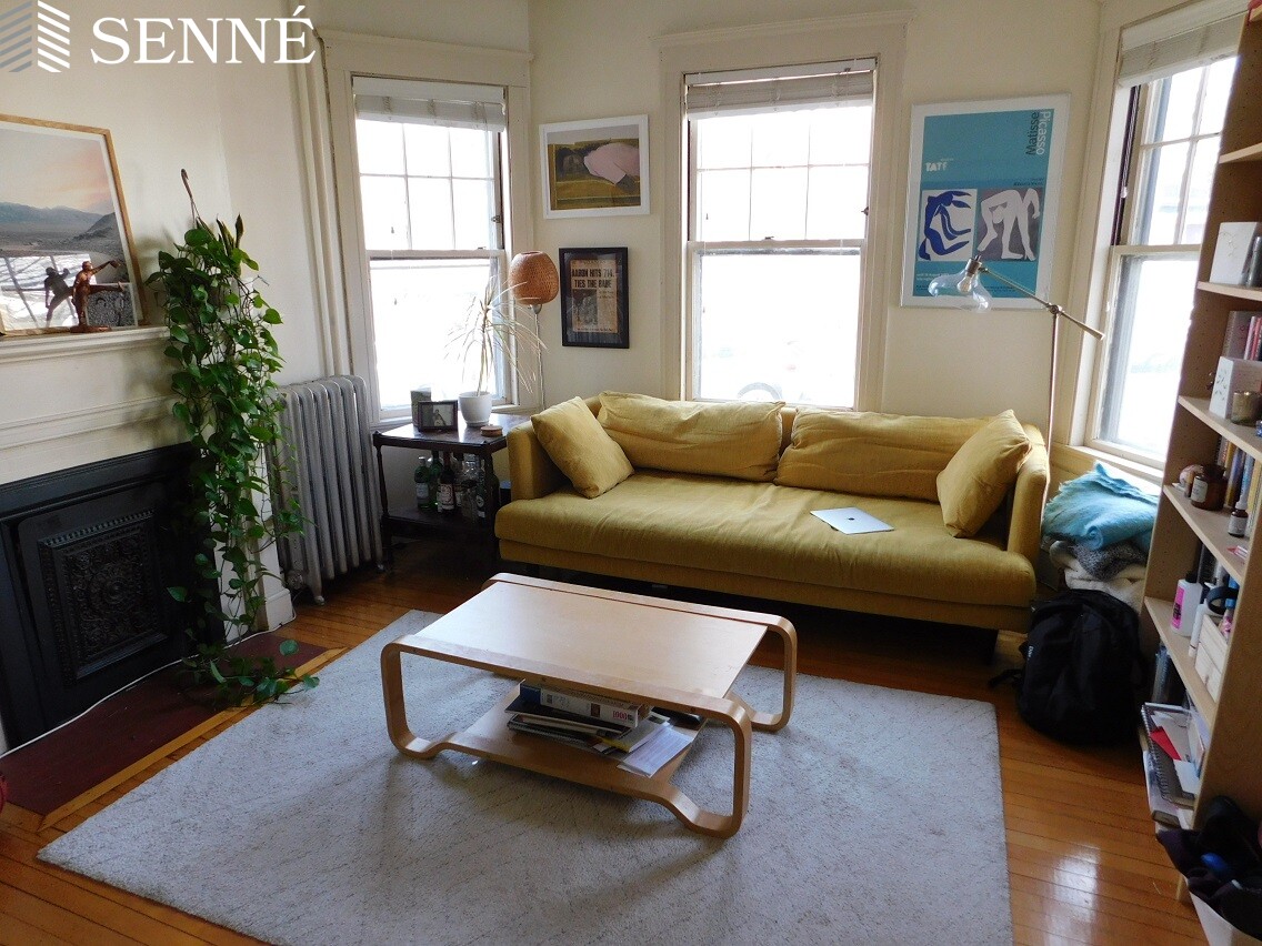 1 bed, 1 bath apartment for rent at 4 Avon St Unit A, Harvard Square — photo 2 of 7