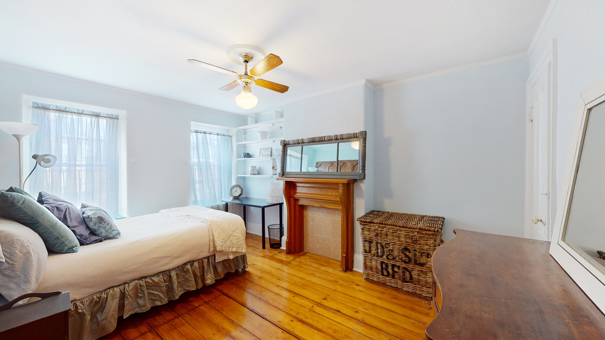 1.5 bed, 1 bath apartment for rent at 2 Durham St Unit PH, Back Bay — photo 8 of 9