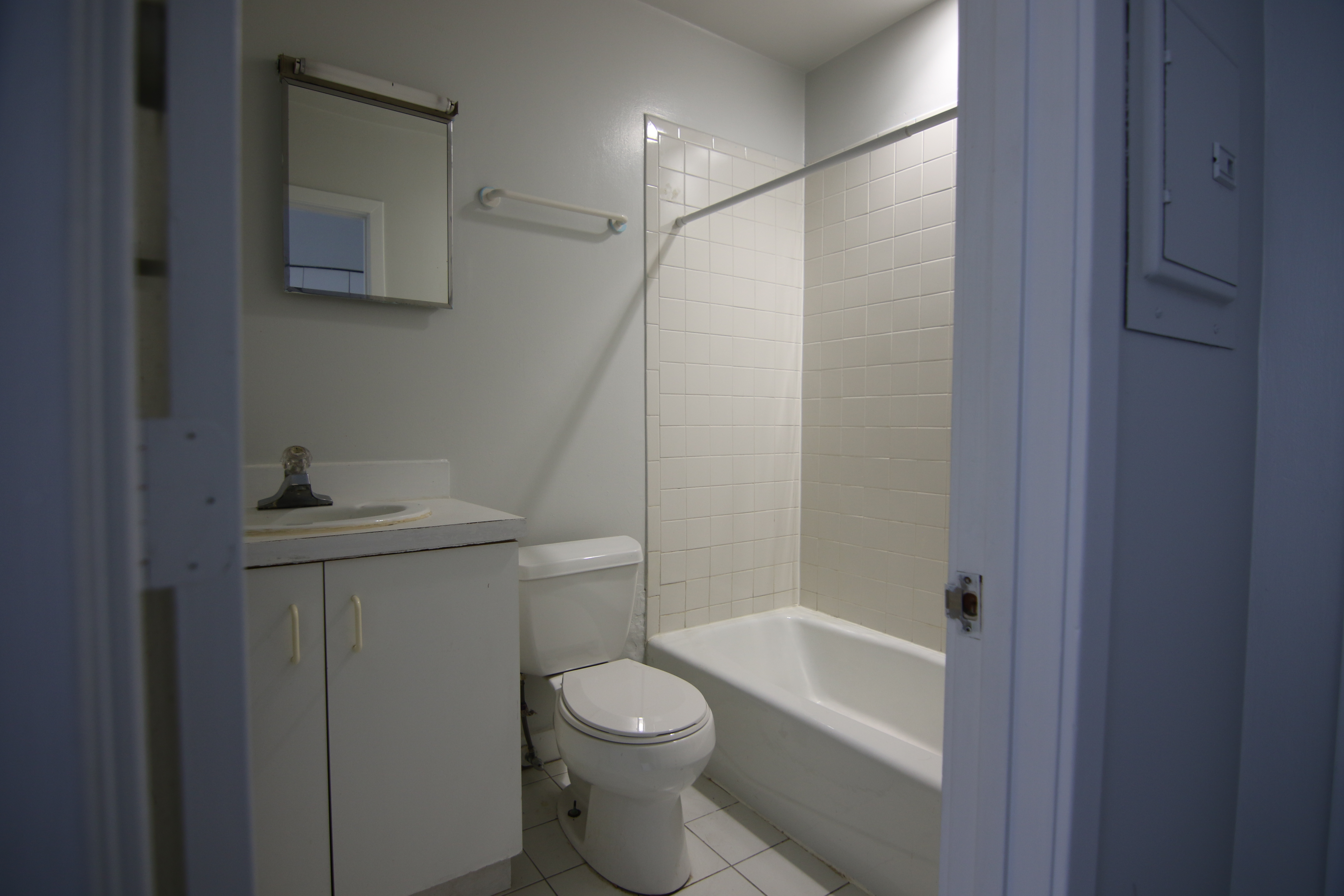 Studio bed, 1 bath apartment for rent at 548 Columbus Ave Unit 1, South End — photo 4 of 4