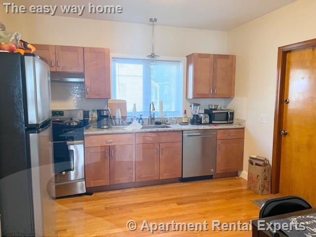 17-19 Cutter Ave, Davis Square