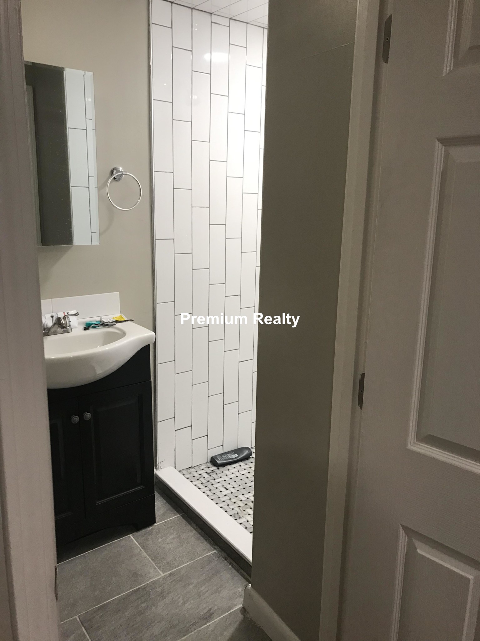 15 Aberdeen St, Fenway