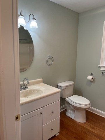 50 Pleasant St, Groton