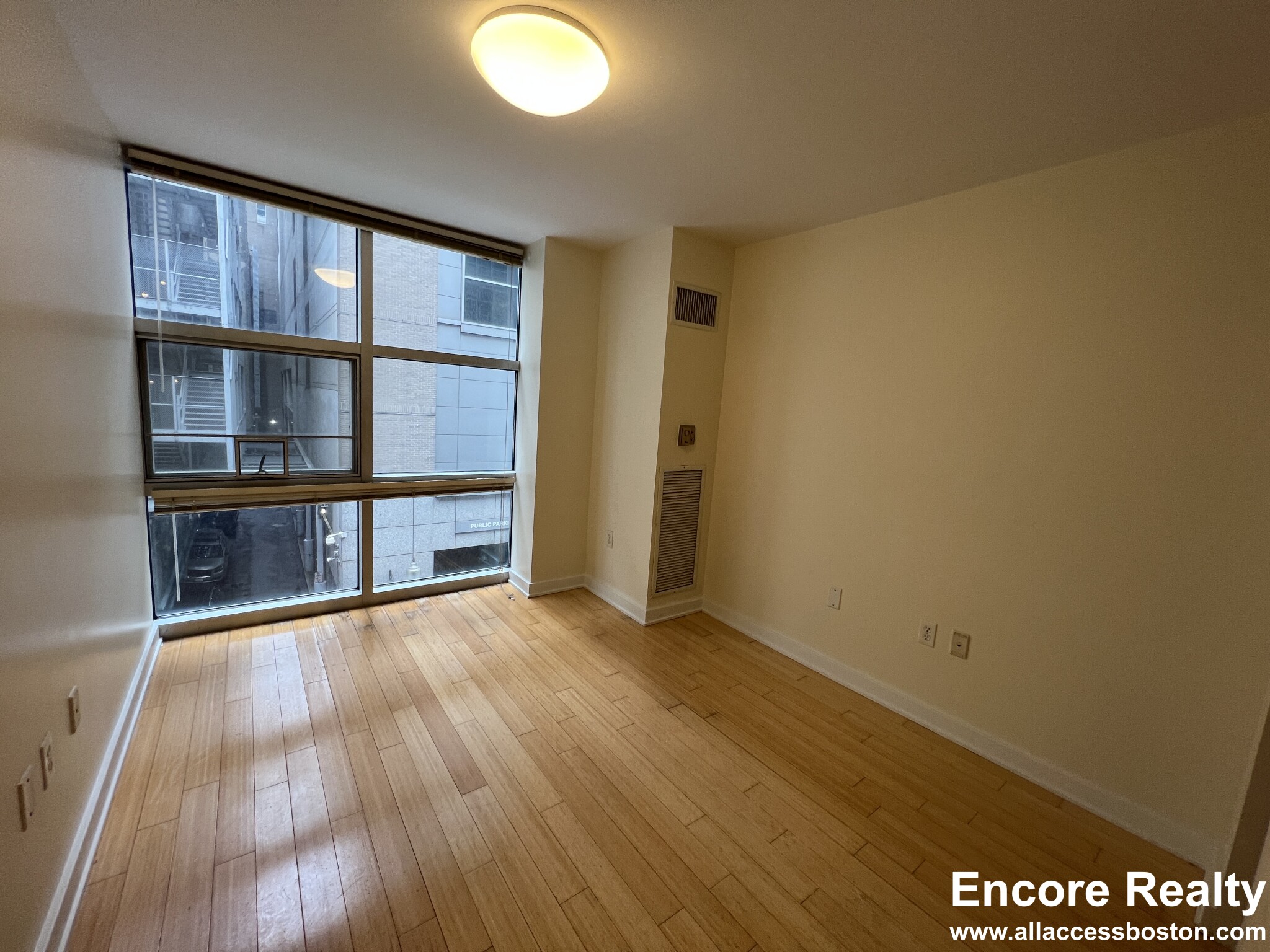 40 Boylston St, Downtown