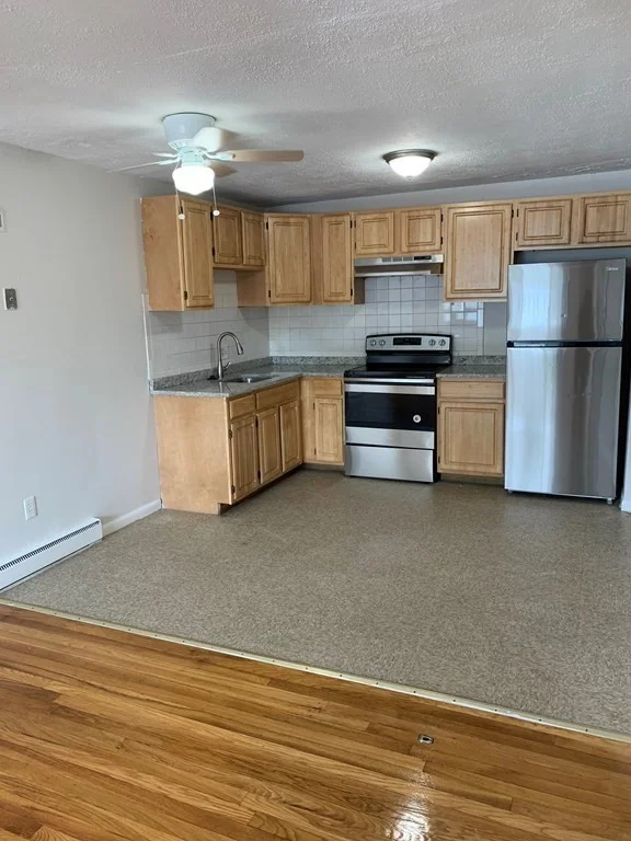 580 Cummins Highway, Mattapan