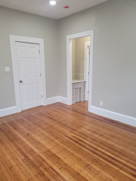 497 Warren Ave, Roxbury