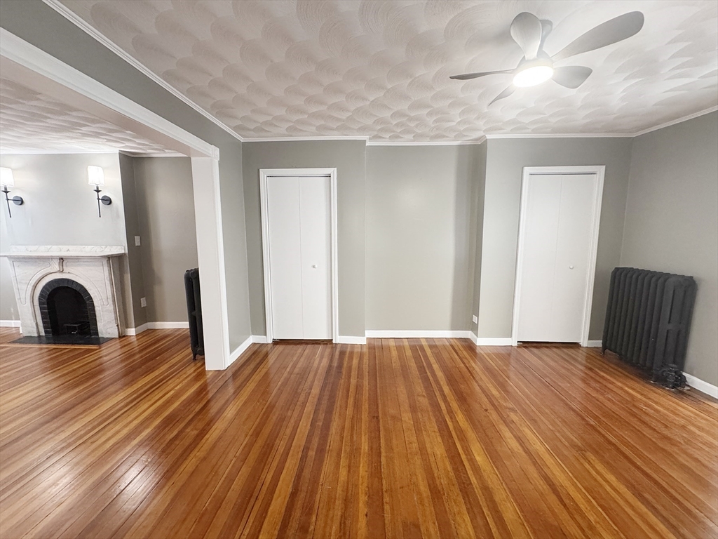 19 Saratoga St, East Boston