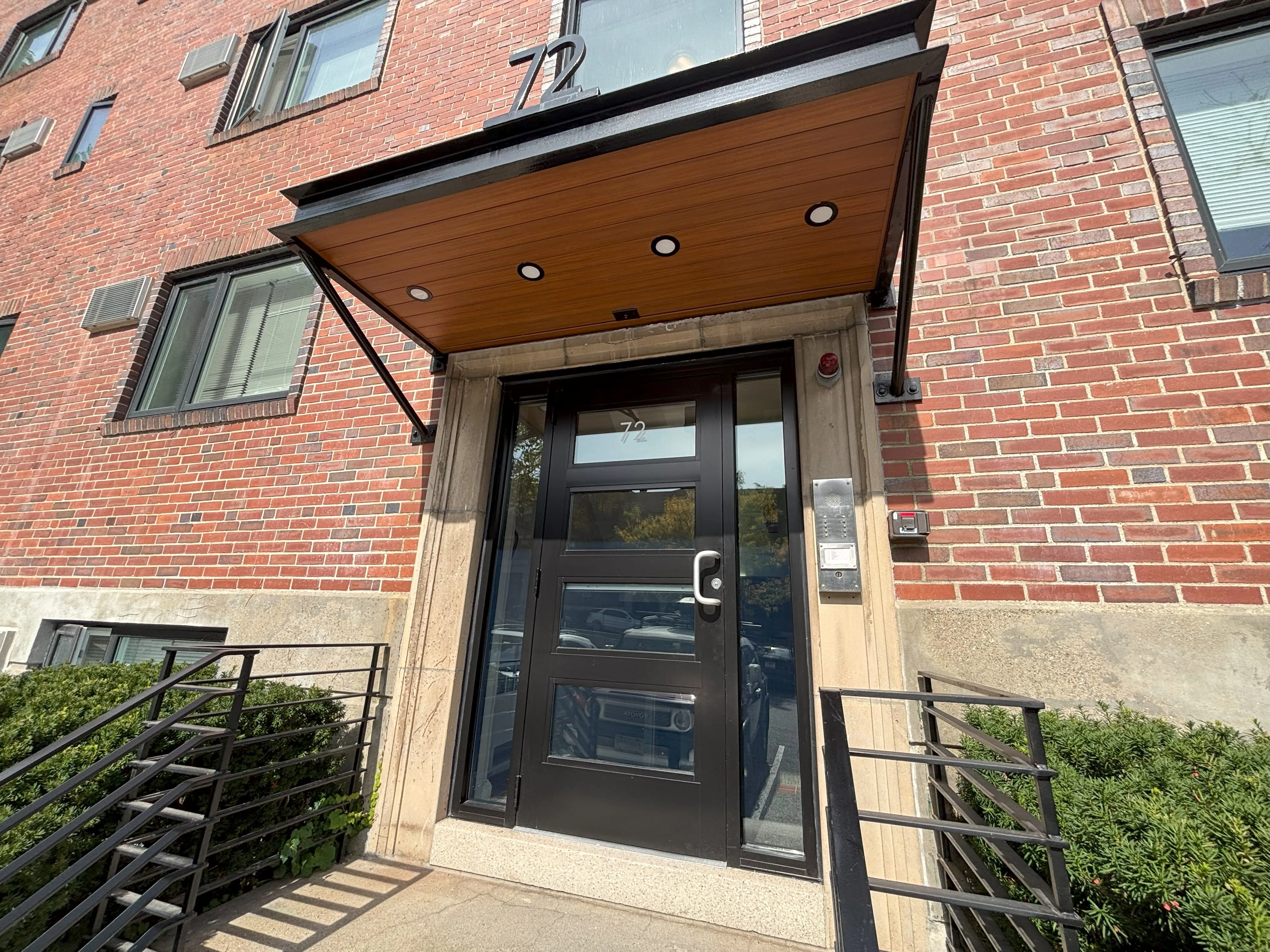 72 Saint Paul St, Coolidge Corner