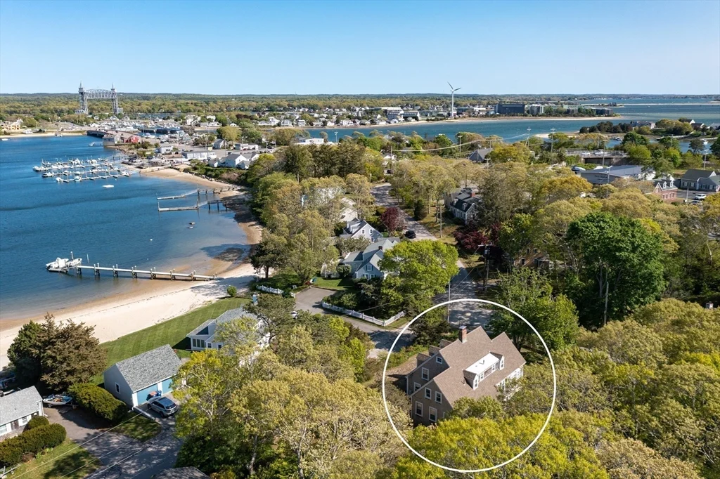 16 Jefferson Shores Rd, Cohasset Narrows