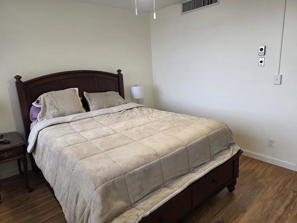 70 Southbridge St,, Worcester