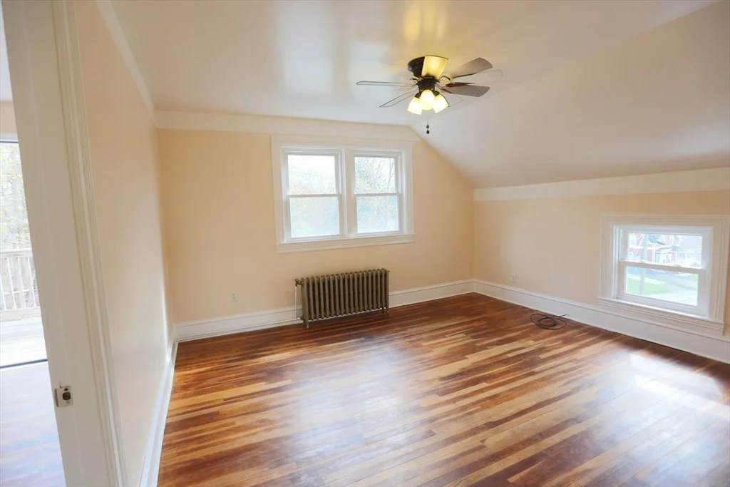 134 Baldwin, Fall River