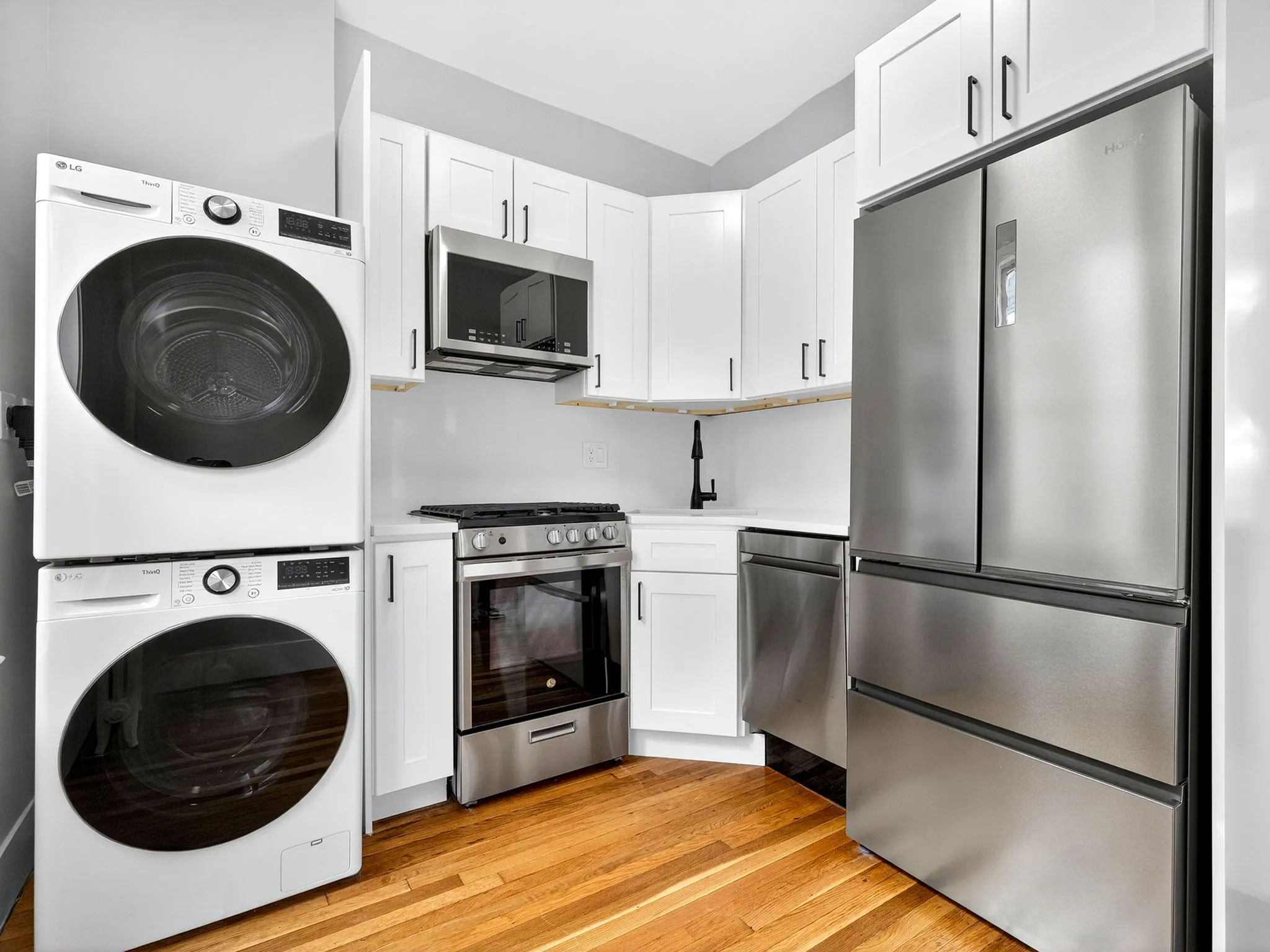 1576 Cambridge St, Mid-Cambridge
