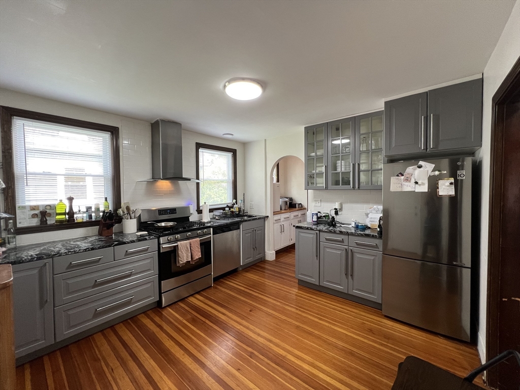 33 Colberg Ave, Roslindale