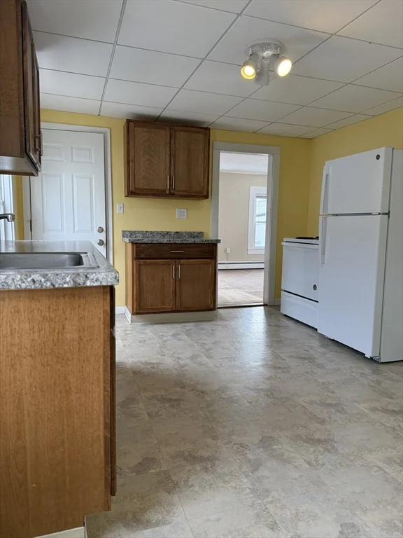 18 Fisher St, North Attleboro