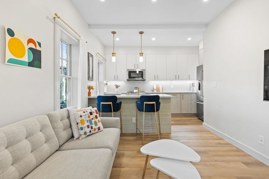 46 Lancaster Ter, Corey Hill