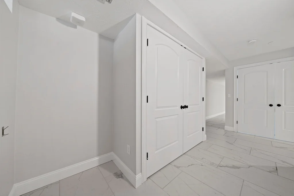 479 Sherman St, Canton