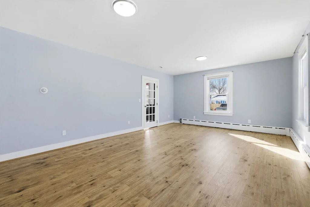 48 Walker St, Falmouth (village)