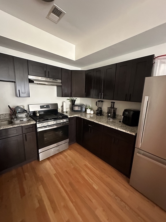 1905 Columbus Ave, Roxbury