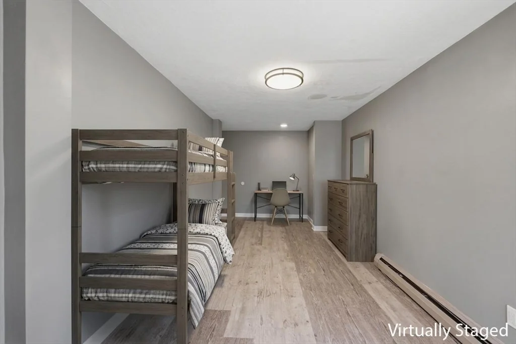 586 Franklin St, Worcester