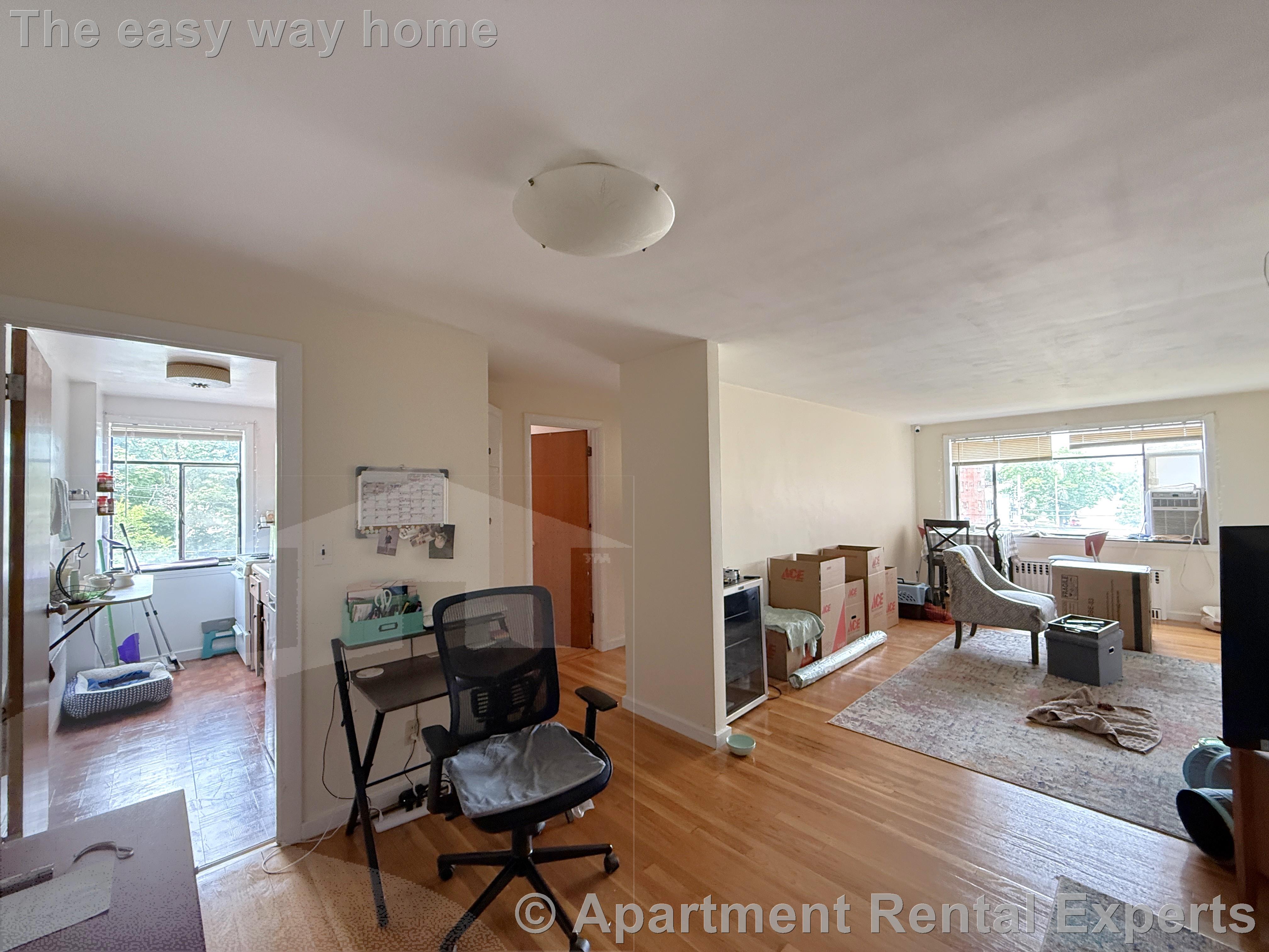 276 Massachusetts Ave, East Arlington