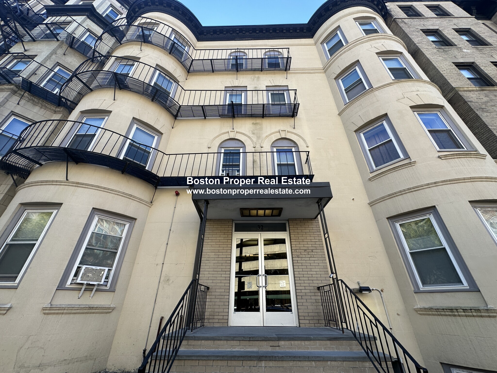 32 Westland Ave, Fenway