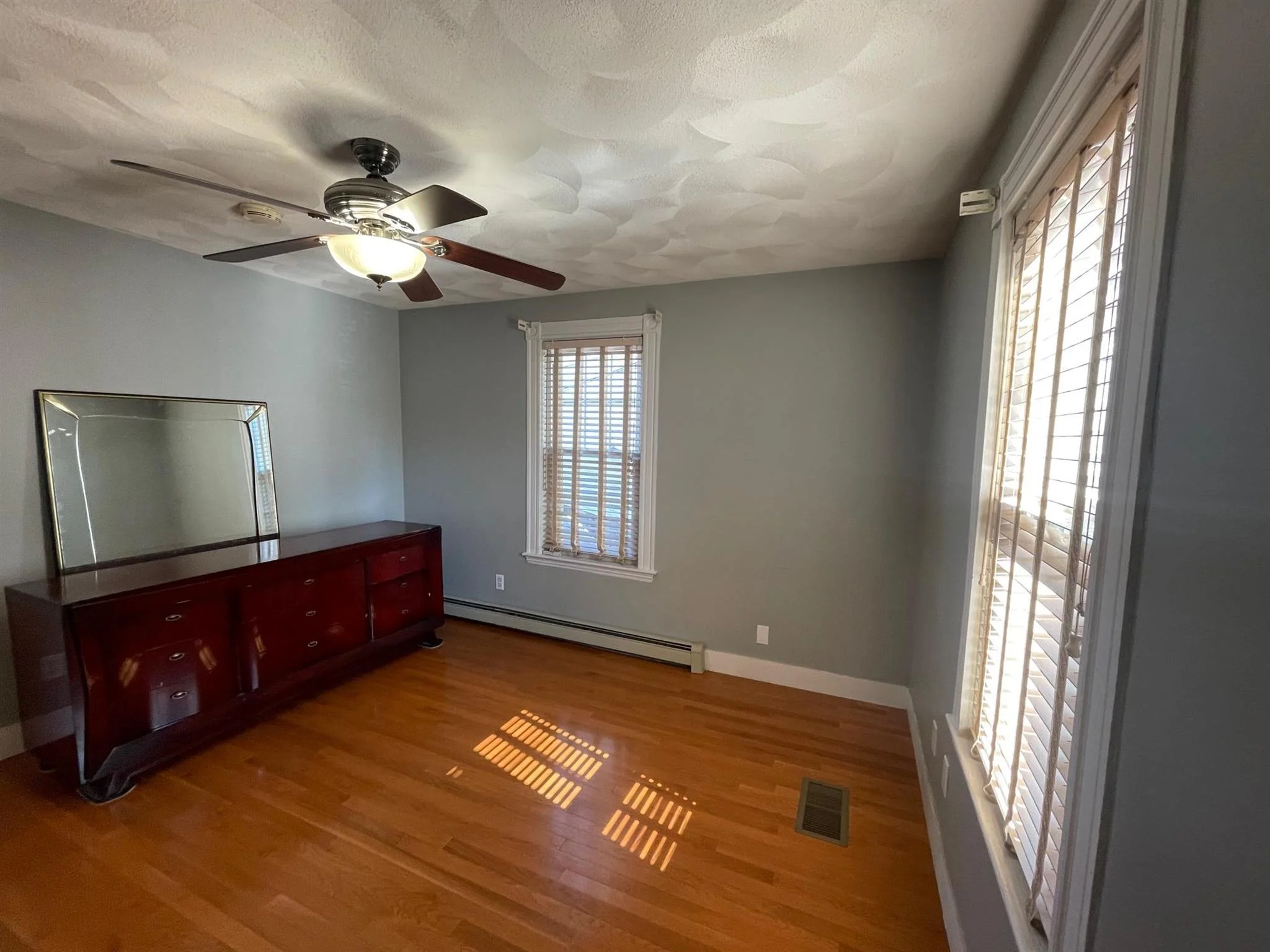 112 Boston Ave, Powder House Square