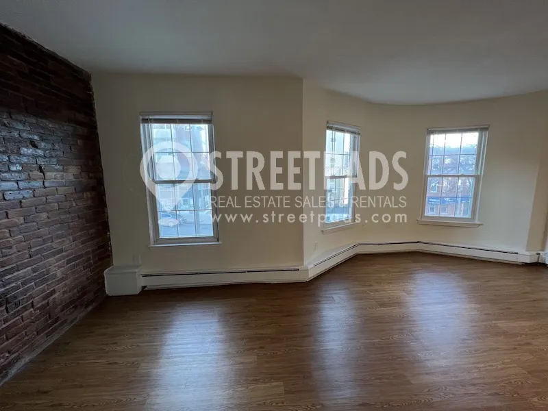 74 South Huntington Ave, Mission Hill