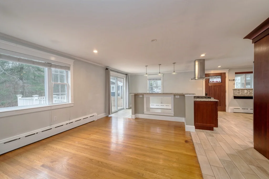 314 Central St, Avon