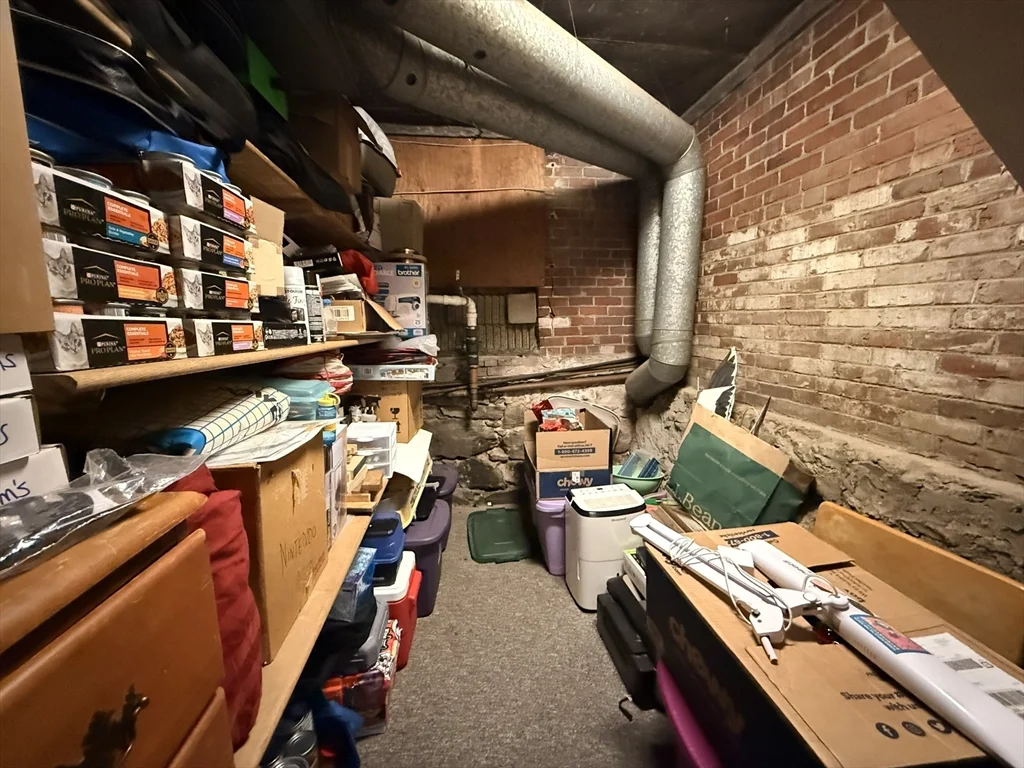 69 Seaverns Ave, Jamaica Plain