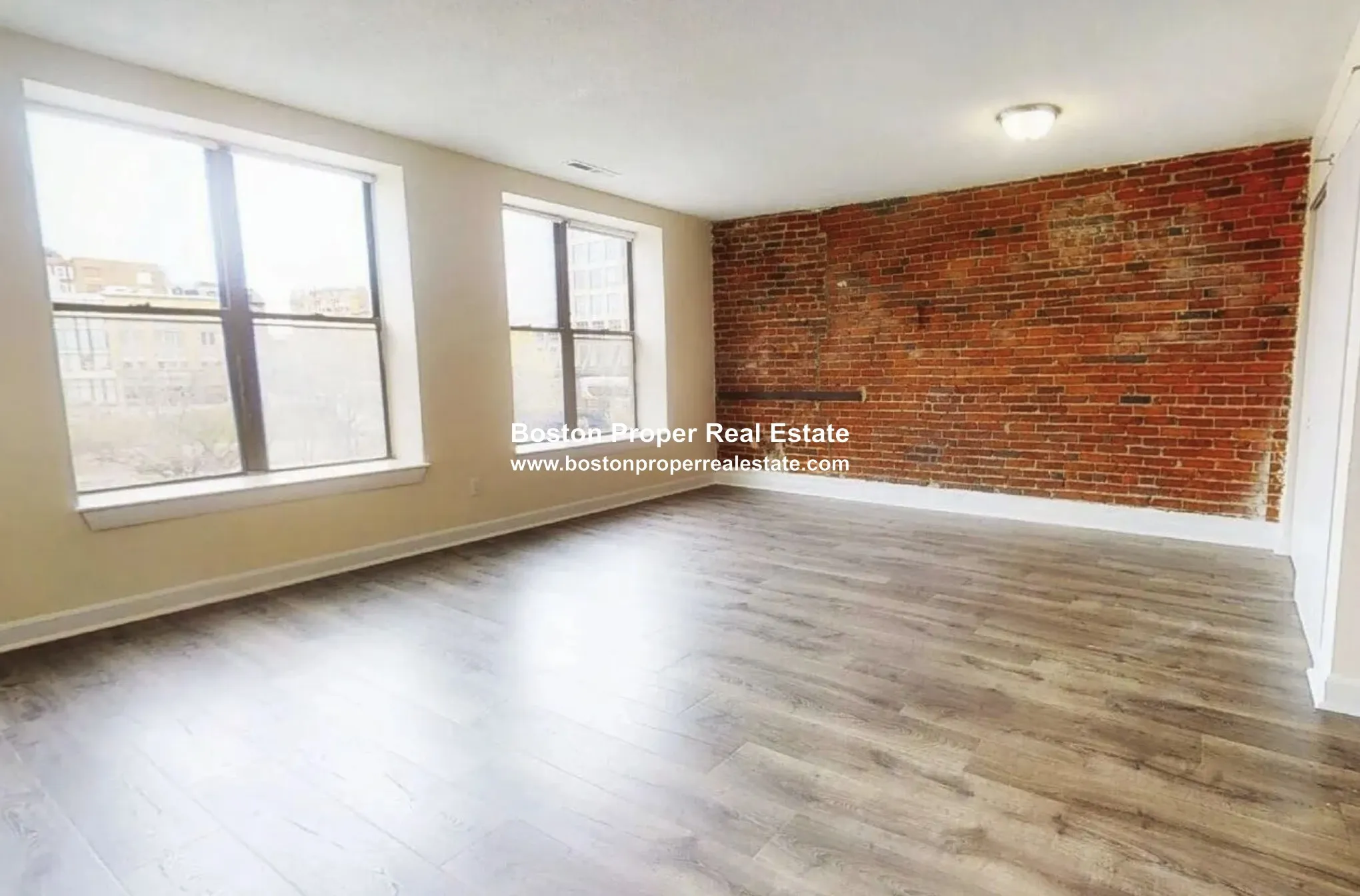 1102 Boylston St, Fenway