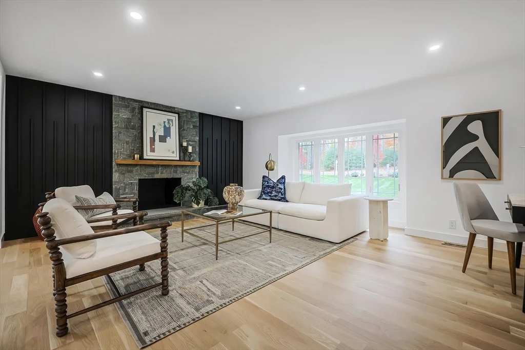 54 Spywood Rd, Sherborn