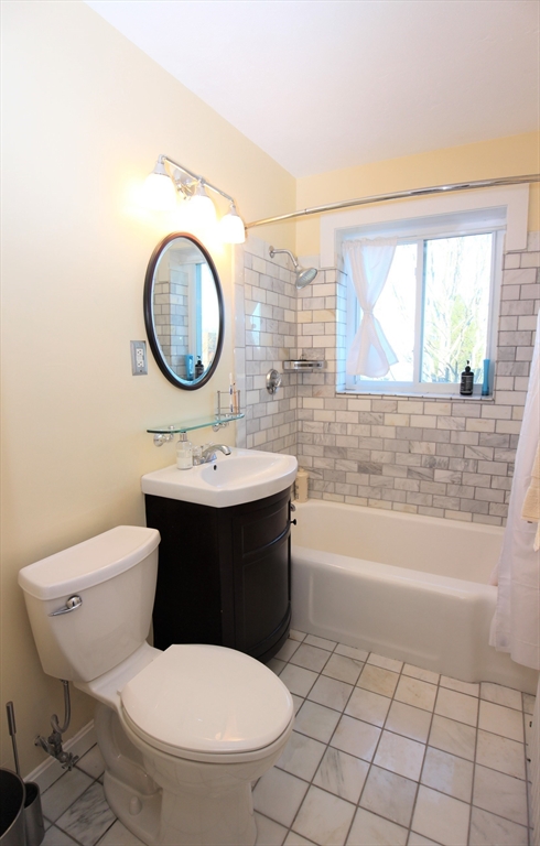 125 Pleasant St, Arlington