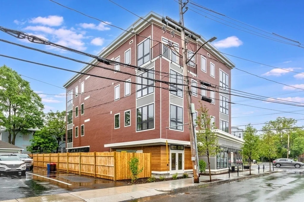 80 Broadway, East Arlington