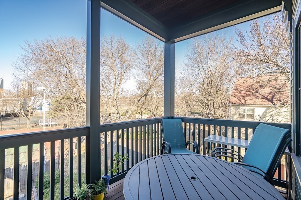 275 River St, Cambridgeport