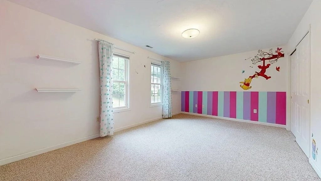 142 Olean St, Tatnuck