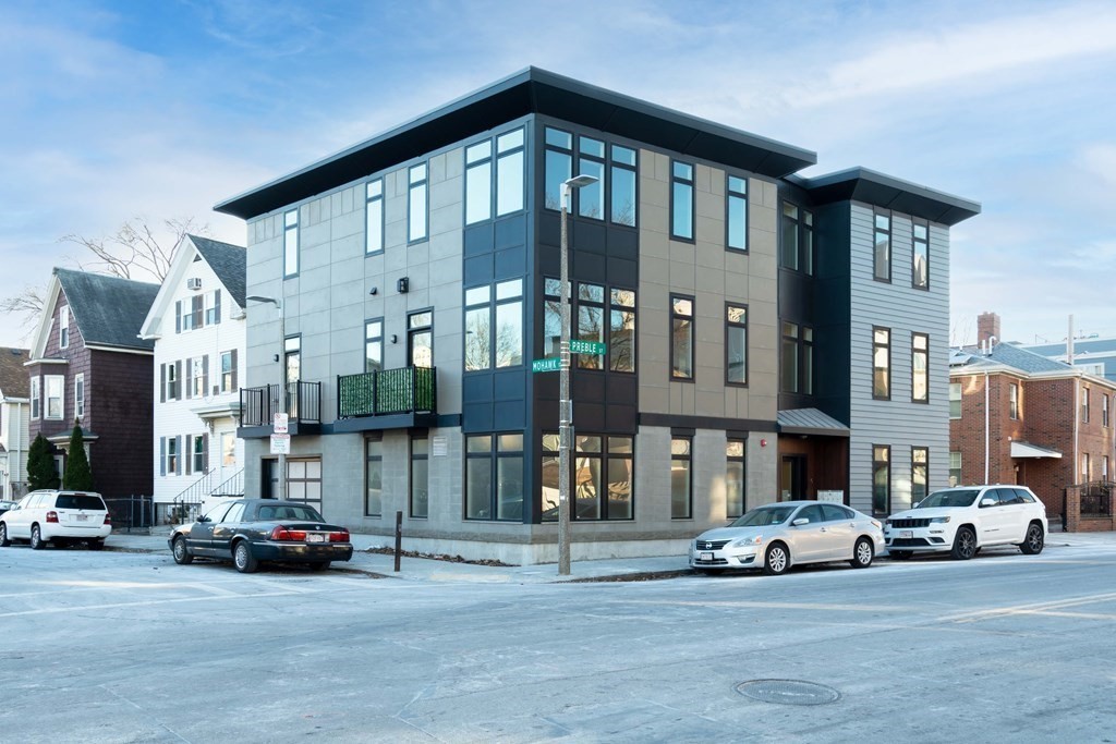 5 Mohawk St, South Boston