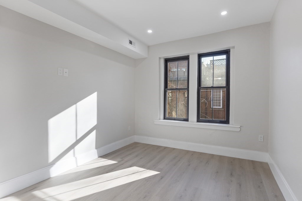 278A Shawmut Ave, South End