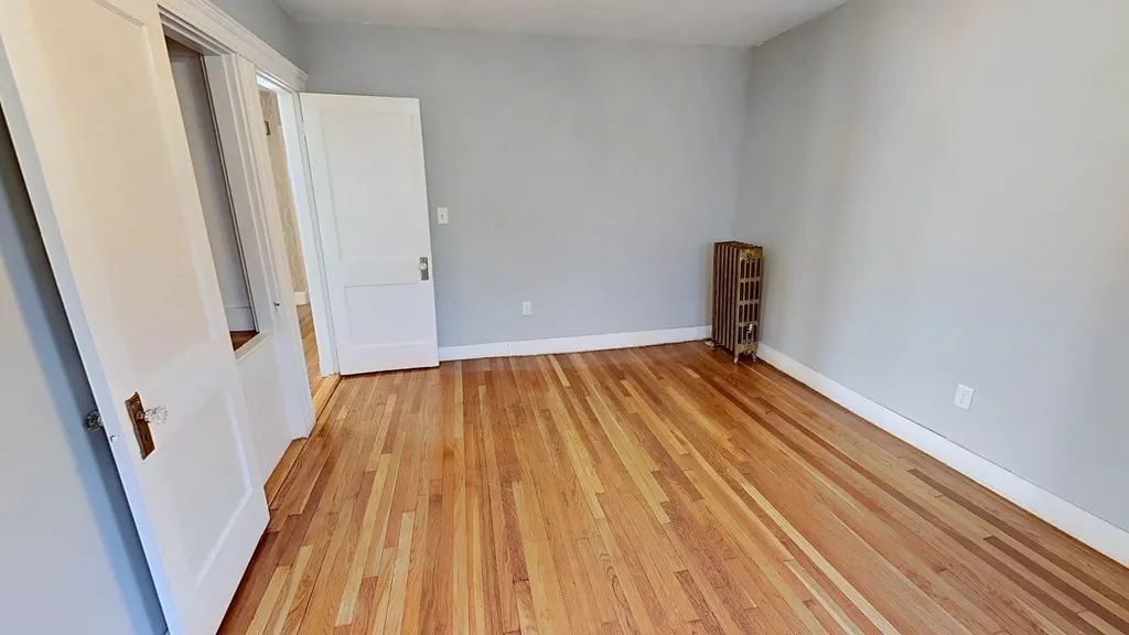 75 Forest Hills St, Jamaica Plain