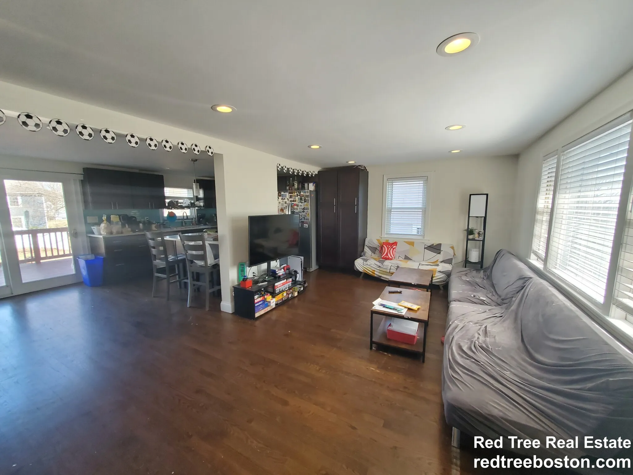 77 Rock Glen Rd, Medford