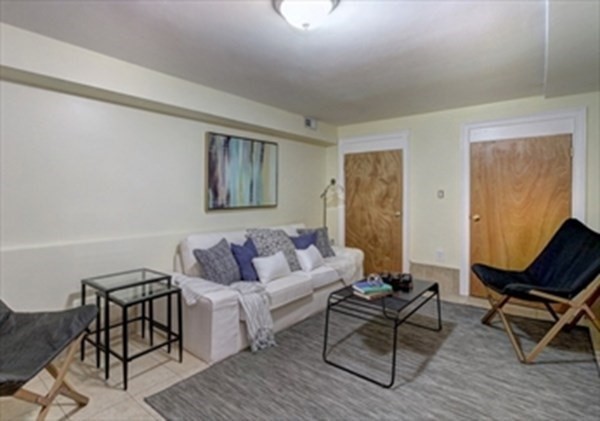 120 D St, South Boston