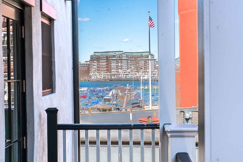 477 Hanover St, North End