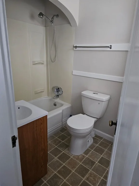 1 Brookline St, Webster