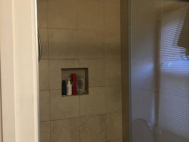 4 Iroquois St, Mission Hill