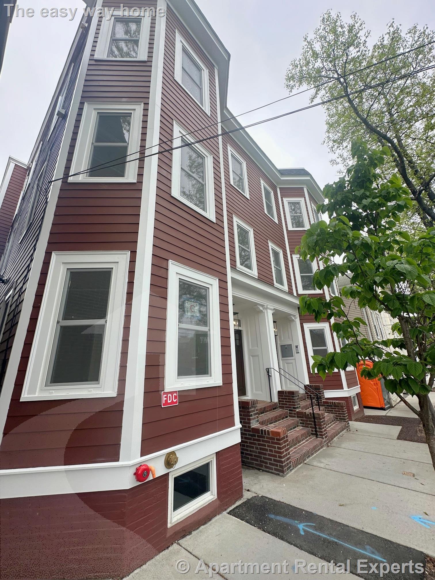 37 Gore St, East Cambridge